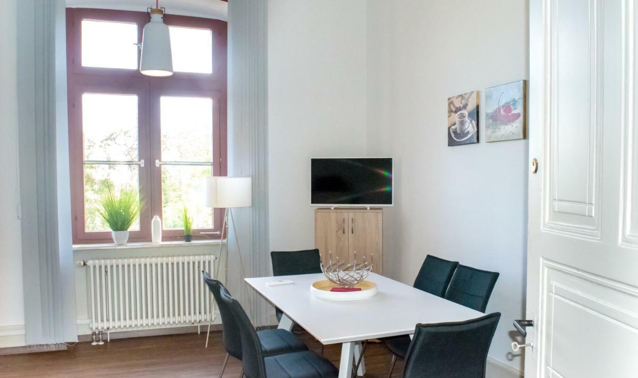 Wohnung In Top-Lage - Direkt Am Bahnhof Бад-Вімпфен Екстер'єр фото